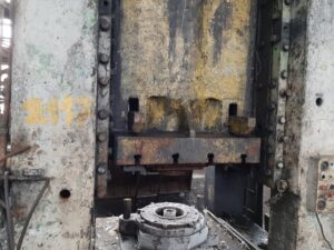 Abgratpresse TMP Voronezh K9540 - 1000 ton (ID:75833) - Dabrox.com