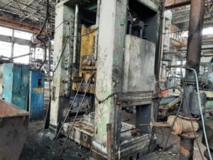 Abgratpresse TMP Voronezh K9540 - 1000 ton (ID:75833) - Dabrox.com