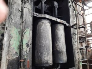Abgratpresse TMP Voronezh K9540 - 1000 ton (ID:75833) - Dabrox.com