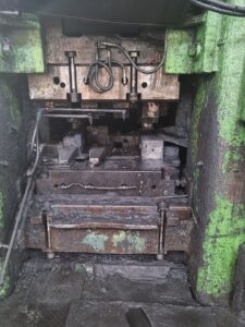 Schmiedepresse Lamberton 2000 MT - 2000 ton (ID:76015) - Dabrox.com