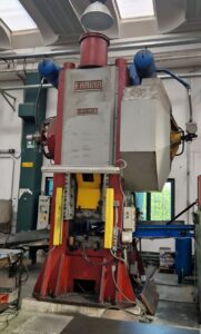 Schmiedepresse Farina - 650 ton