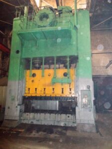 Blechumformung Presse TMP Voronezh  - 1000 ton