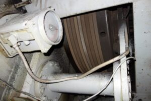 Kaltextrusion Presse Barnaul KB0036 - 400 ton (ID:75606) - Dabrox.com