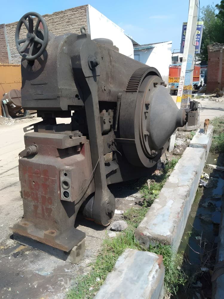 Waagerechte Stauchmaschine Eumuco SMZ 20 - 200 ton