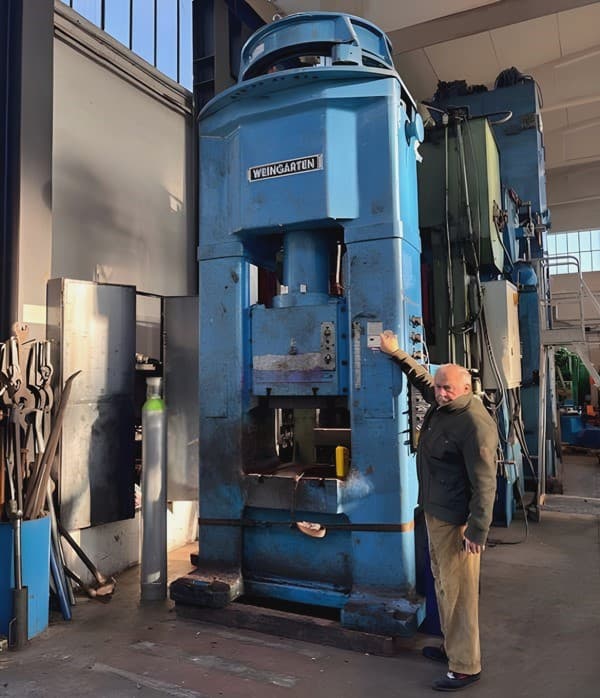 Spindelpresse Weingarten PS 225 - 800 ton