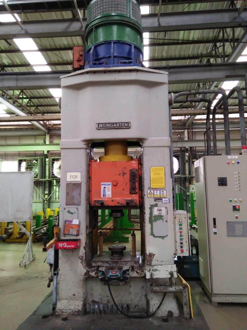 Spindelpresse Weingarten PS 225 - 800 ton