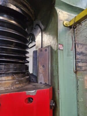 Spindelpresse Vaccari BF/9P - 320 ton (Foto 2)