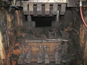 Schmiedepresse Ajax 3500 MT - 3500 ton (ID:75862) - Dabrox.com