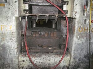 Schmiedepresse National Maxipres 2500 - 2500 ton (ID:75864) - Dabrox.com
