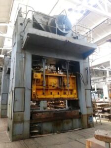 Blechumformung Presse Ravne DE 250 - 250 ton (ID:75613) - Dabrox.com