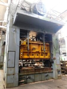 Blechumformung Presse Ravne DE 250 - 250 ton (ID:75613) - Dabrox.com
