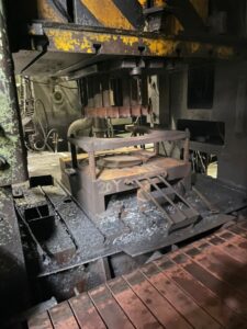 Abgratpresse Fujicar 1200 - 1200 ton (ID:75871) - Dabrox.com