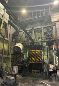 Abgratpresse Fujicar 1200 - 1200 ton (ID:75871) - Dabrox.com