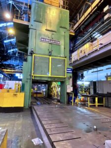 Blechumformung Presse Muller Weingarten VK 1250.45.76 - 1250 ton (ID:76011) - Dabrox.com