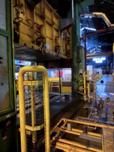 Blechumformung Presse Muller Weingarten VK 1250.45.76 - 1250 ton (ID:76011) - Dabrox.com
