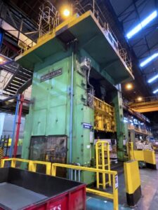 Blechumformung Presse Muller Weingarten VK 1250.45.76 - 1250 ton (ID:76011) - Dabrox.com