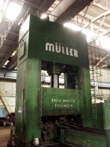 Hydraulikpresse Muller ZE 600 - 600 ton (ID:75599) - Dabrox.com