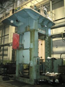 Abgratpresse TMP Voronezh KG2540 - 1000 ton (ID:75636) - Dabrox.com
