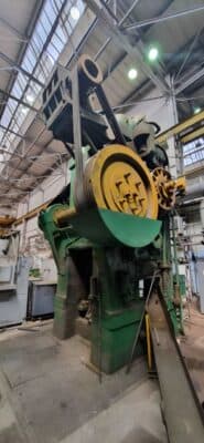 Gesemkschmiedepresse TMP Voronezh K864 - 1600 ton (Foto 1)