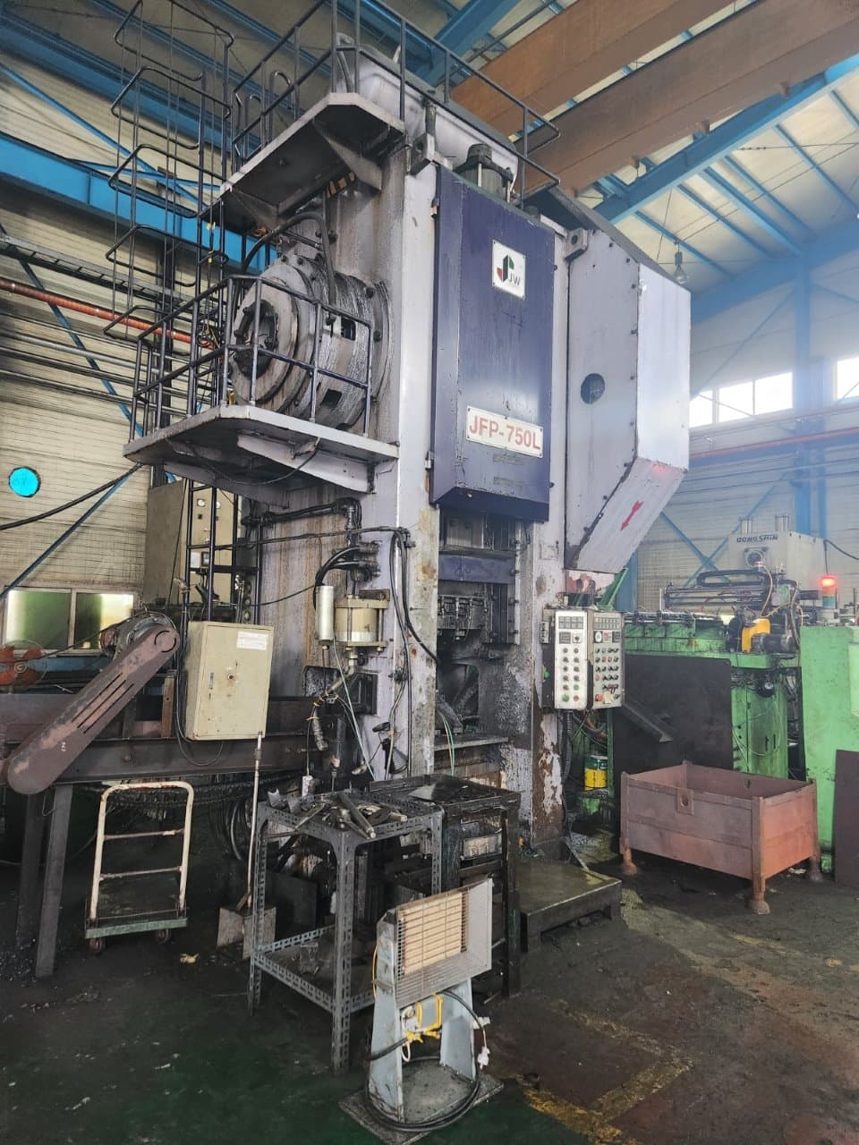 Gesemkschmiedepresse Jaewoo JFP 750 - 750 ton