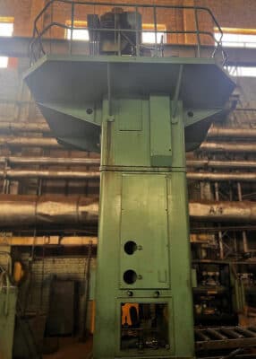 Abgratpresse TMP Voronezh KB2536 - 400 ton (Foto 2)
