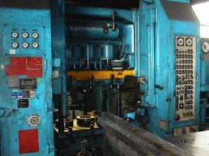 Schmiedepresse Aida CFT-60 - 600 ton (ID:75648) - Dabrox.com