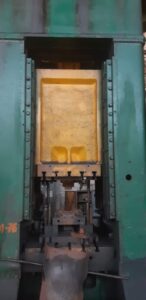 Abgratpresse TMP Voronezh KA9536 - 400 ton (ID:75652) - Dabrox.com