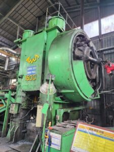 Schmiedepresse TMP Voronezh KB8042 - 1600 ton (ID:S89615) - Dabrox.com