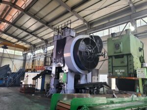 Schmiedepresse TMP Voronezh KB8042 - 1600 ton (ID:S89629) - Dabrox.com