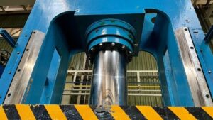 Hydraulikpresse Gidropress P479 - 400 ton (ID:75875) - Dabrox.com