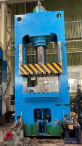 Hydraulikpresse Gidropress P479 - 400 ton (ID:75875) - Dabrox.com