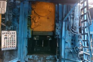 Schmiedepresse Smeral LZK 4000 B - 4000 ton (ID:76214) - Dabrox.com