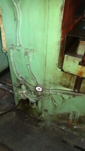 Kniehebelpresse Barnaul KB8338 - 630 ton (ID:75666) - Dabrox.com