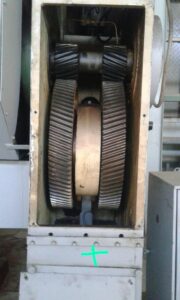 Kniehebelpresse Kuzlitmash KB8334 - 250 ton (ID:75671) - Dabrox.com