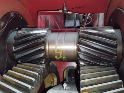 Kniehebelpresse Barnaul KB8336 - 400 ton (Foto 5)