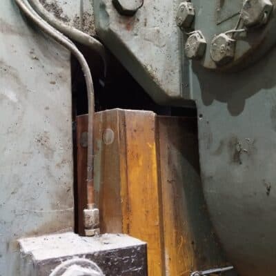 Kniehebelpresse Barnaul KB8336 - 400 ton (Foto 13)