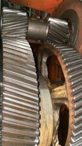 Kniehebelpresse Barnaul KB8336 - 400 ton (ID:76309) - Dabrox.com