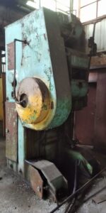 Kniehebelpresse Barnaul K8336 - 400 ton (ID:76310) - Dabrox.com