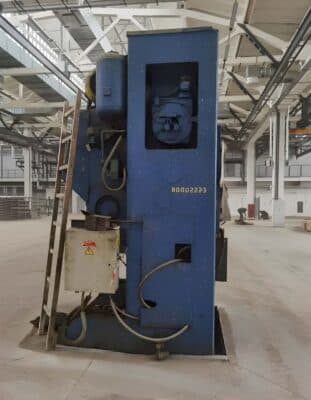 Kniehebelpresse Barnaul K8340 - 1000 ton (Foto 5)