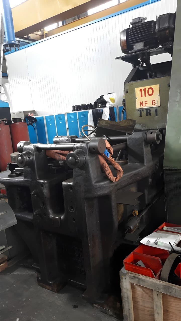 Waagerechte Stauchmaschine Bliss FH180 - 180 ton