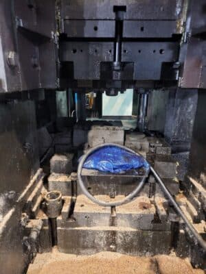 Gesemkschmiedepresse TMP Voronezh K8544 - 2500 ton (Foto 4)
