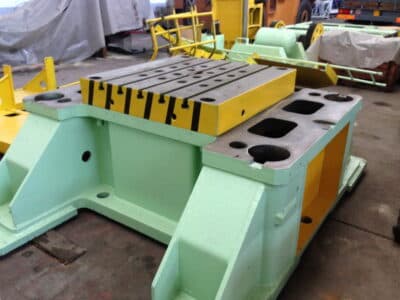 Abgratpresse Kuzlitmash KB9536 - 400 ton  (Foto 9)