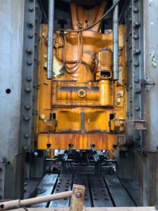 Abgratpresse TMP Voronezh K2540 - 1000 ton (ID:S80849) - Dabrox.com