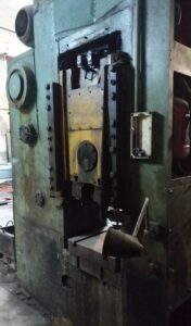 Kniehebelpresse Barnaul KB8336 - 400 ton (ID:75692) - Dabrox.com