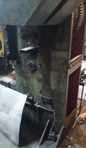 Kniehebelpresse Barnaul KB8336 - 400 ton (ID:75691) - Dabrox.com