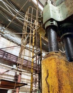 Hydraulikpresse Dnepropress PB1341 - 1250 ton (ID:75906) - Dabrox.com
