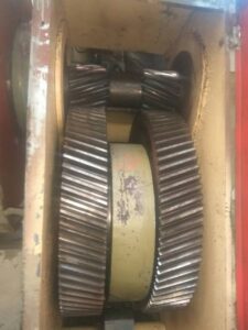 Kniehebelpresse Barnaul KB8336 - 400 ton (ID:75138) - Dabrox.com