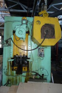 Kniehebelpresse Barnaul - 400 ton