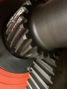 Kniehebelpresse Kuzlitmash KB8334 - 250 ton (ID:76143) - Dabrox.com