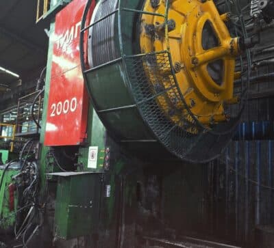 Warmschmiedepresse TMP Voronezh KB8043 - 2000 ton (Foto 4)